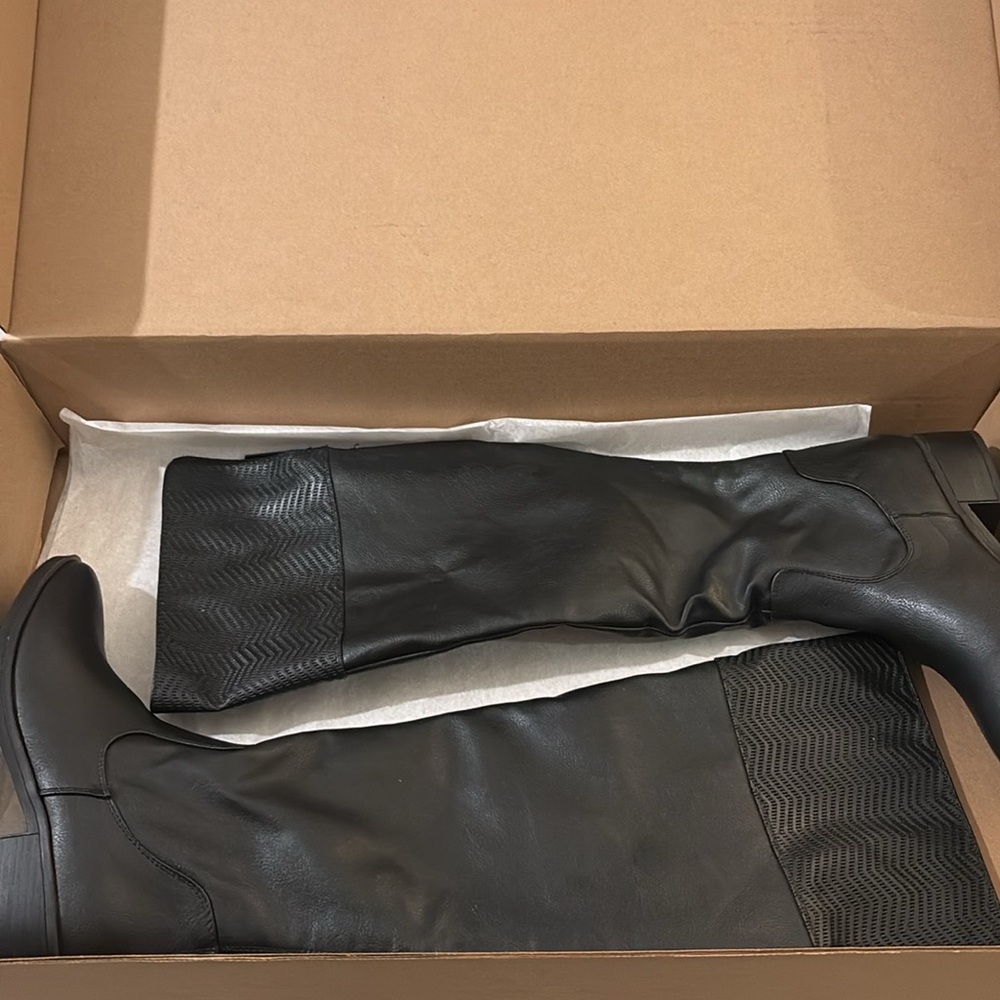 NEW [Baretraps] Marcela Black Wide-Calf Tall Over-The-Knee Boots Women’s Sz 5.5 - Picture 6 of 13